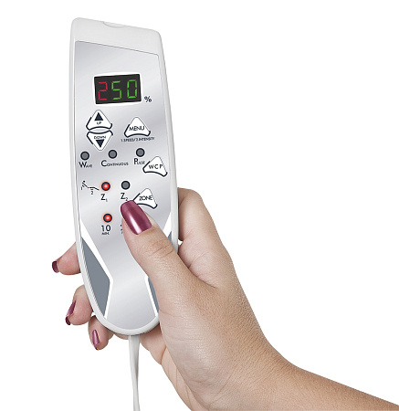 SAEVO SYNCRUS ELIT 500 – Стоматологическая установка с нижней подачей инструментов