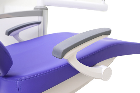 SILVERFOX 8000C-SRS0 – Стоматологическая установка с нижней подачей и с мягкой обивкой