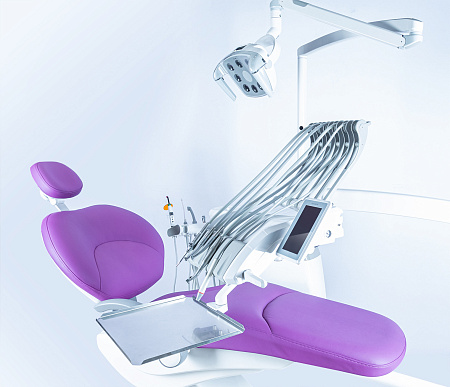 SILVERFOX 8000B-SRS0 – Стоматологическая установка с верхней подачей и с мягкой обивкой