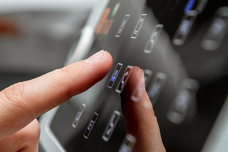 MERCURY 4800 - стоматологическая установка с нижней подачей инструментов